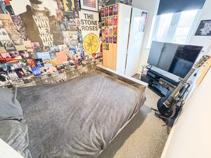 Photo 7- click for photo gallery